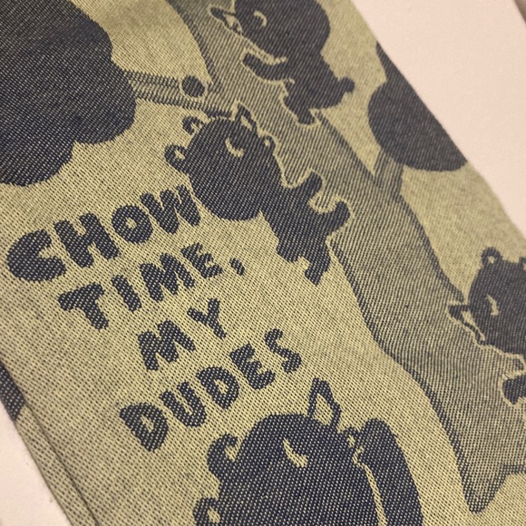 🐻Blue Q Bear Print Hand Dish Towel Green Blue Tree Kitchen “Chow Time, My Dudes” - Picture 6 of 8